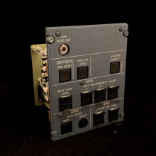 Load image into Gallery viewer, Airbus A320 / A319 / A321 - Hydraulics APU Oxygen Control Panel - 50VU
